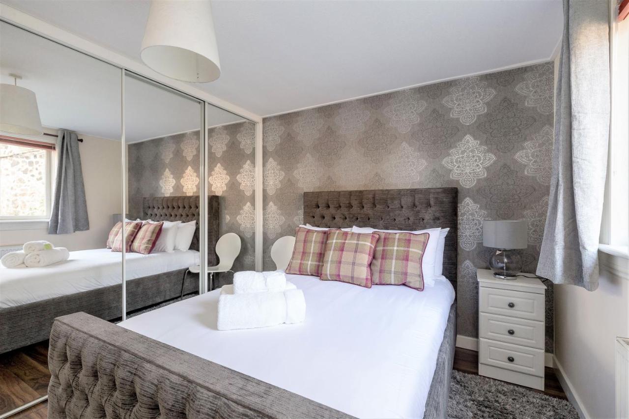 Stunning 1 Bed At Holyrood Palace & Arthurs Seat Edimburgo Esterno foto